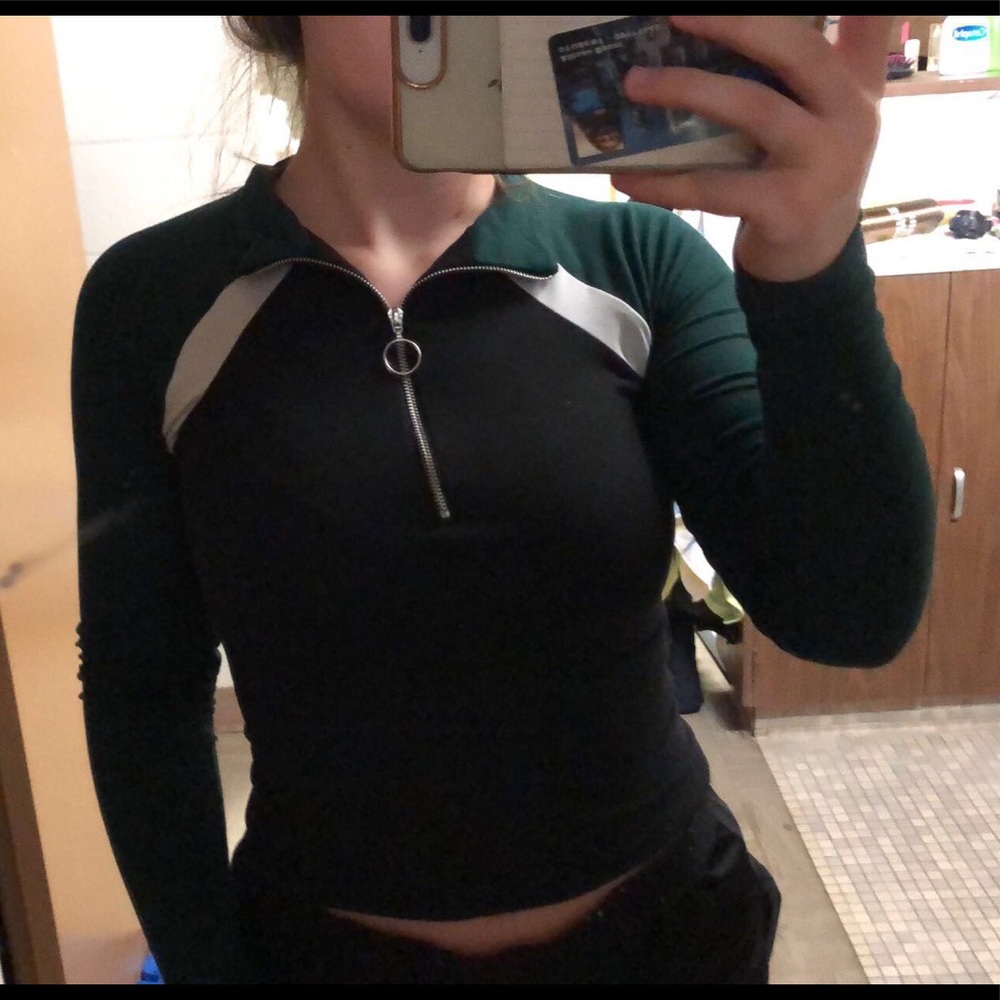 Quarter zip up pullover long sleeve shirt